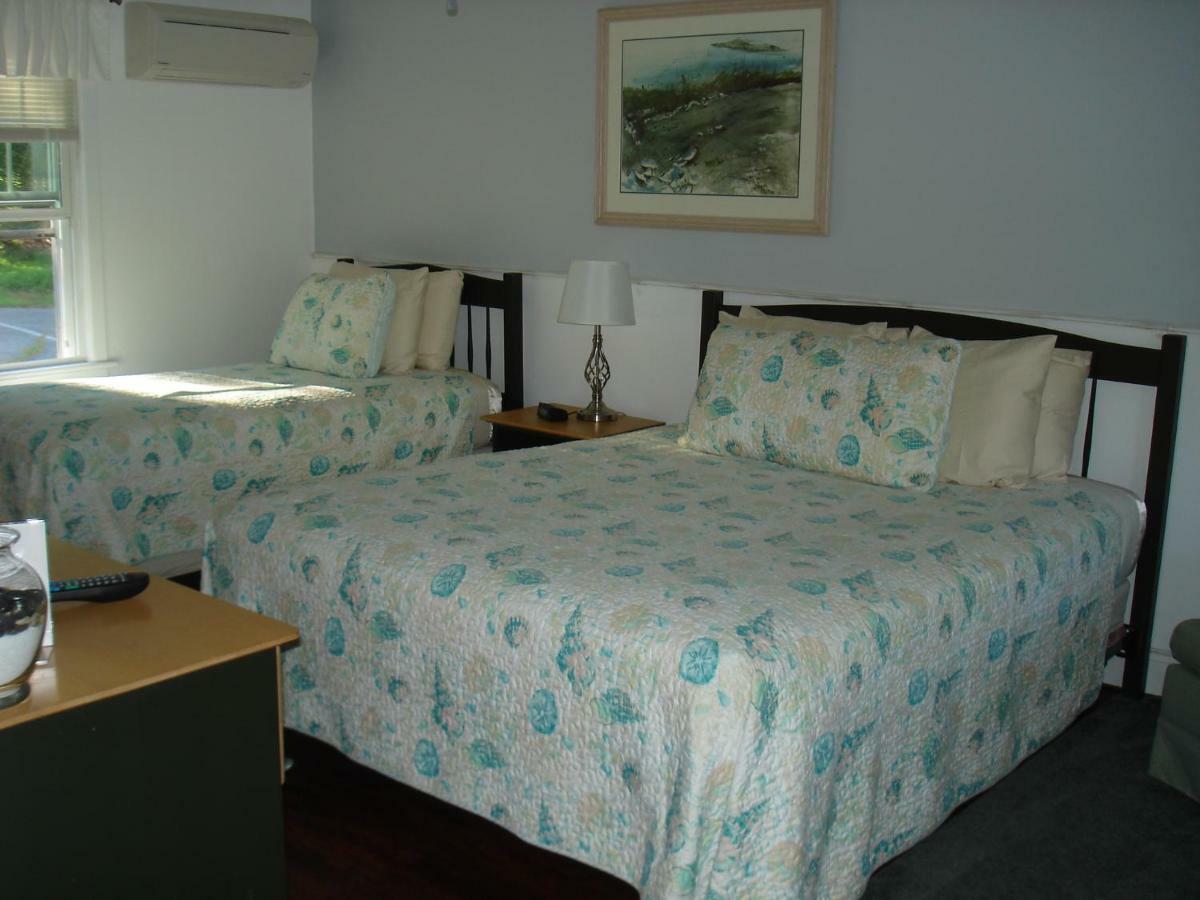 Ducktrap Motel